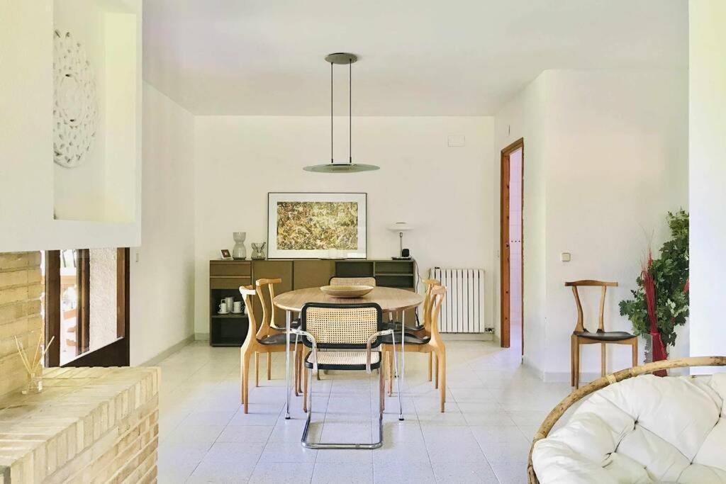 Casa Mediterranea Con Gran Jardin Y Piscina A 500 M De La Playa Roda de Bera Ngoại thất bức ảnh